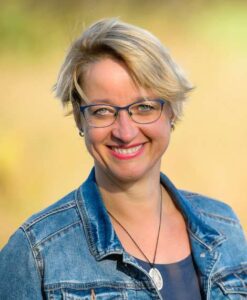 jolanda bolt, auteur van de kracht van tarot voor beginnende tarotlezer