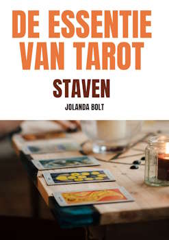 cover essentie van tarot staven